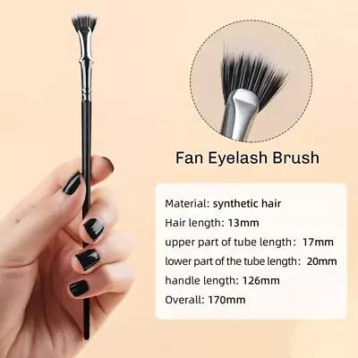 120° Angled Fan-Shaped Eyelash Brush Mascara Brush Separator>`~ Lash Fast • £4.75